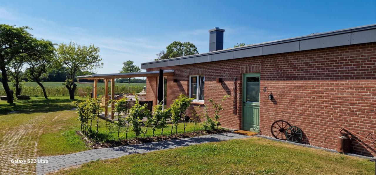 Ferienwohnung „Klueterkamer“ - Hof Muehlenkoppel Hasselberg  Exterior photo